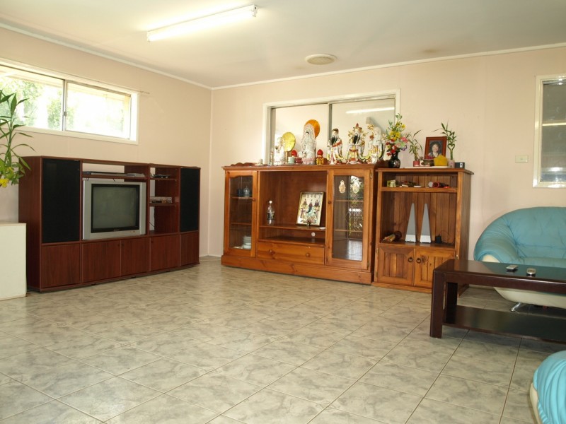 Logan Central QLD 4114