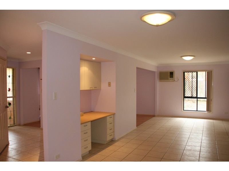 Regents Park QLD 4118