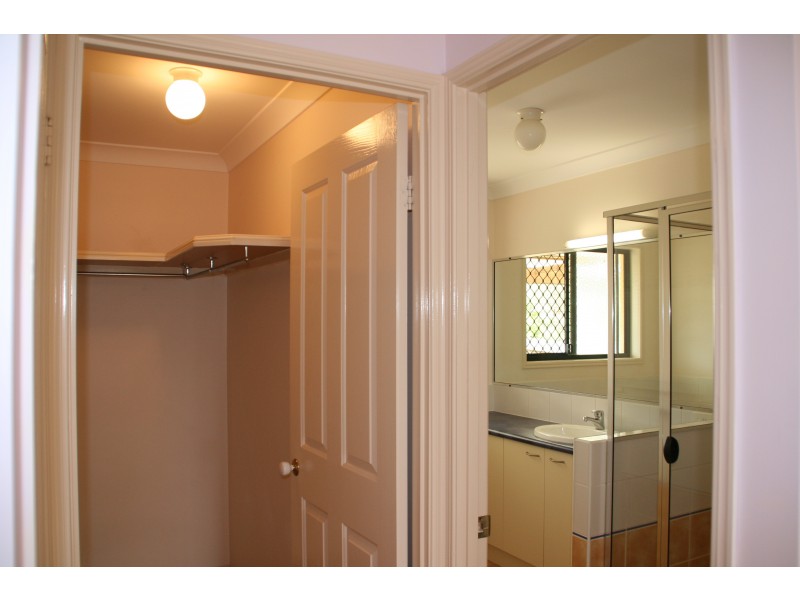 Regents Park QLD 4118