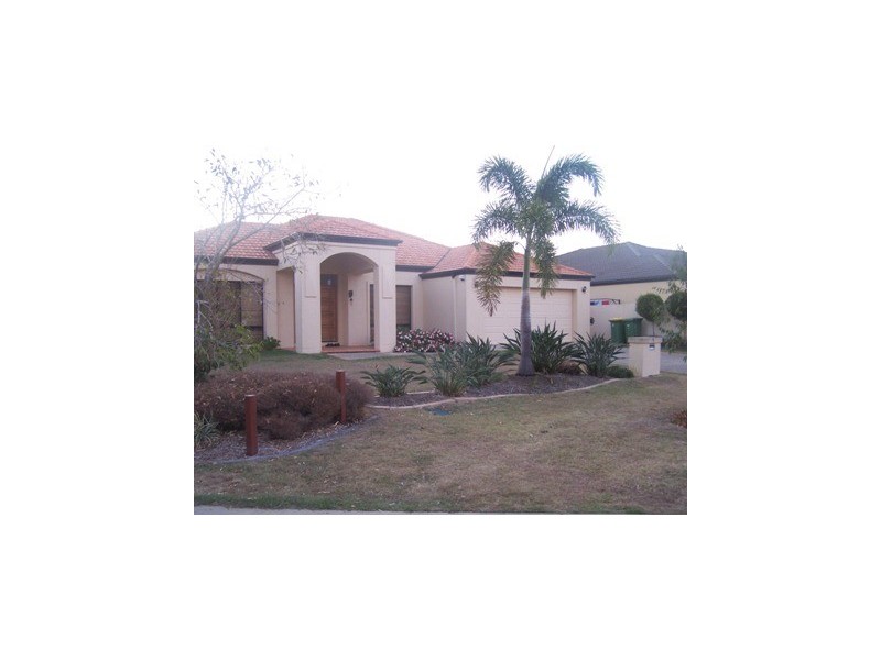 5 Annies Court, Benowa QLD 4217