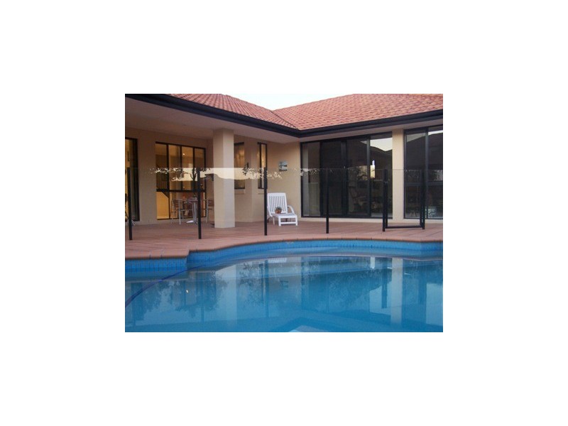 5 Annies Court, Benowa QLD 4217