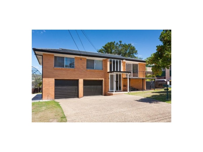 80 Granadilla St, Macgregor QLD 4109