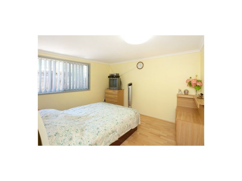 80 Granadilla St, Macgregor QLD 4109