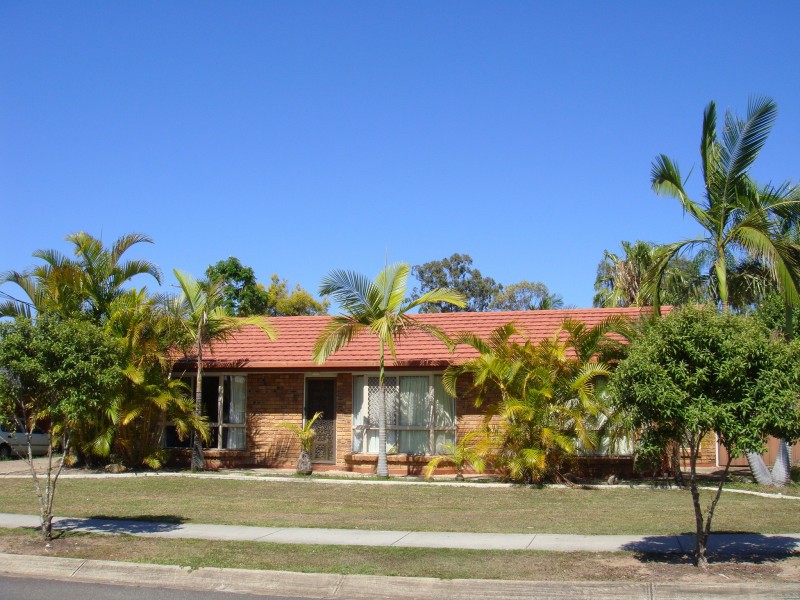 8 Awoonga St, Marsden QLD 4132