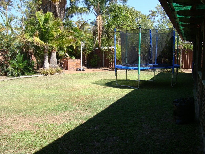 8 Awoonga St, Marsden QLD 4132