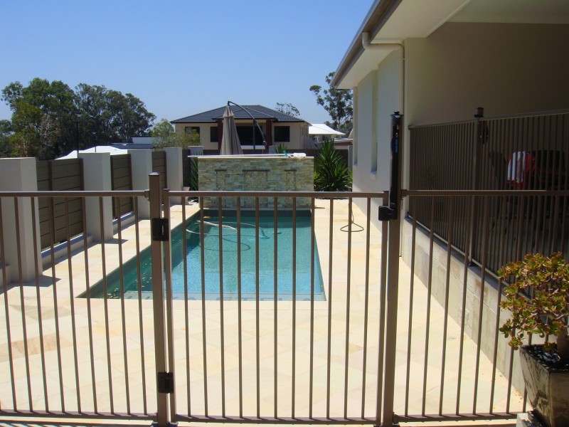 Eight Mile Plains QLD 4113