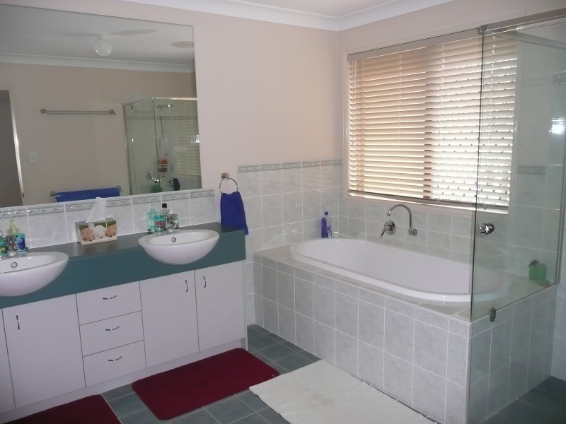 Calamvale QLD 4116
