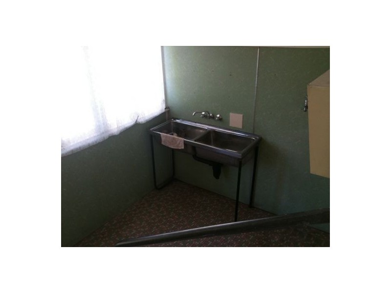 55 Mains Rd, Sunnybank QLD 4109