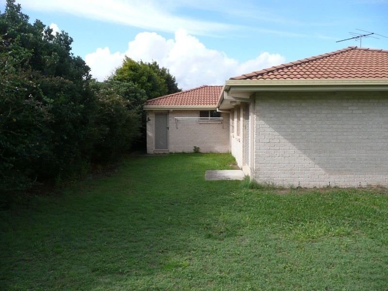 4 Bowerbird Place, Calamvale QLD 4116