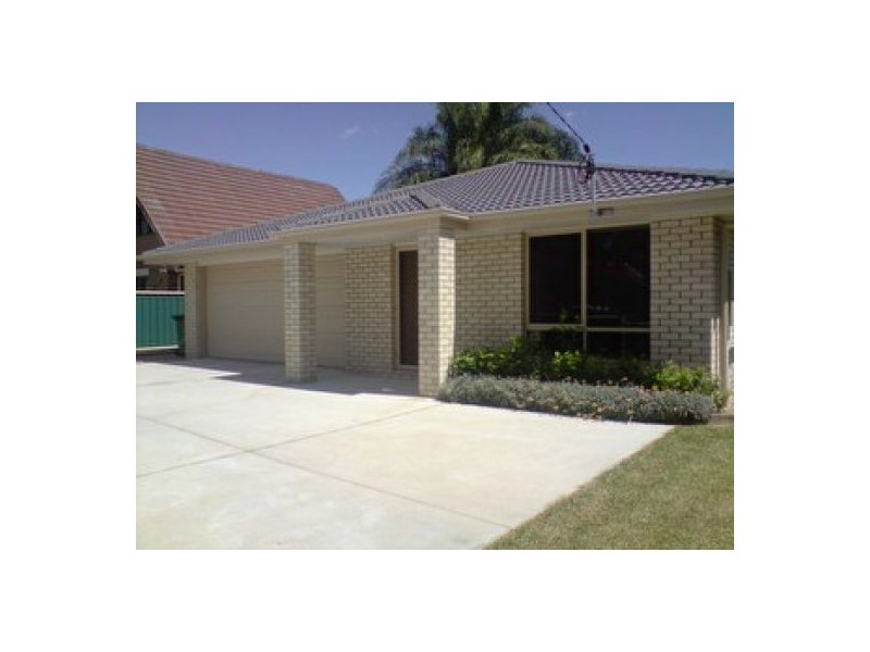 557 Browns Plains Rd, Browns Plains QLD 4118