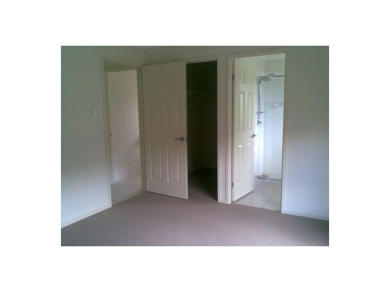 557 Browns Plains Rd, Browns Plains QLD 4118