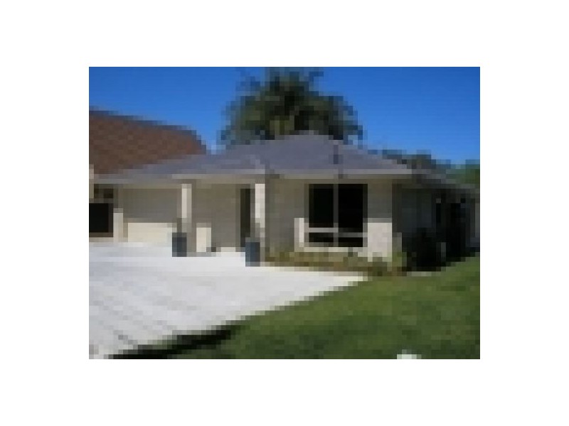 557 Browns Plains Rd, Browns Plains QLD 4118