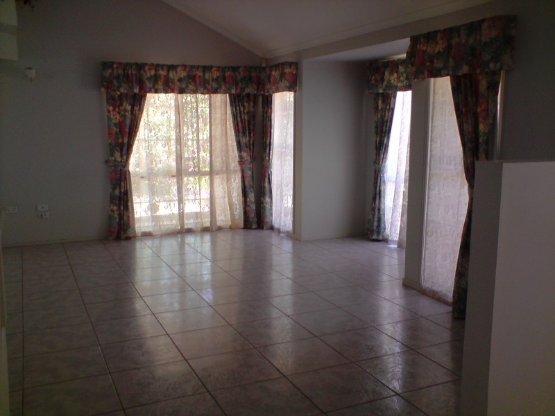 52A Nandala Drive, Tanah Merah QLD 4128