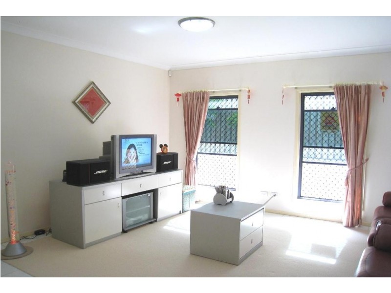 7 Jubilee Cl, Eight Mile Plains QLD 4113