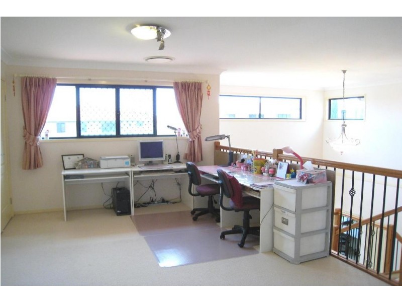 7 Jubilee Cl, Eight Mile Plains QLD 4113