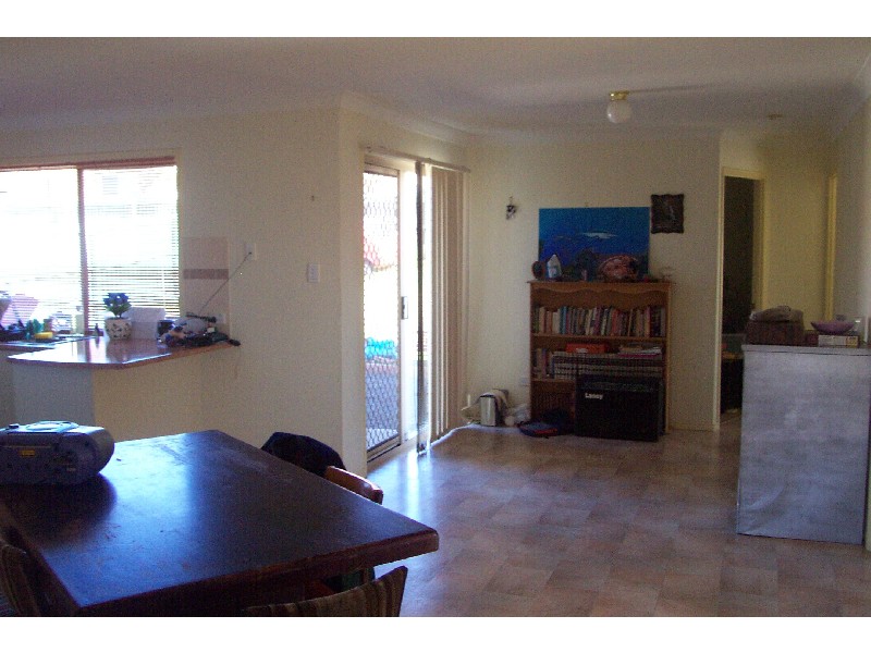 7 Paddies , Crestmead QLD 4132