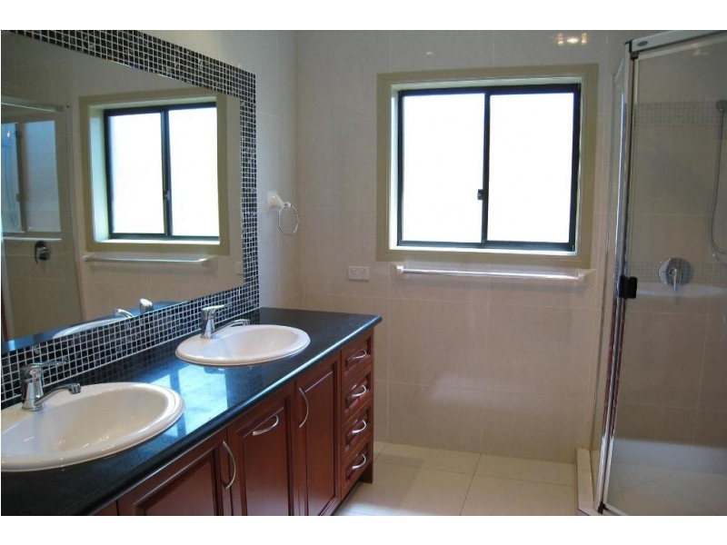 Regents Park QLD 4118