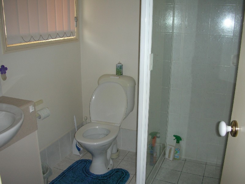 82 Candytuft Pl, Calamvale QLD 4116