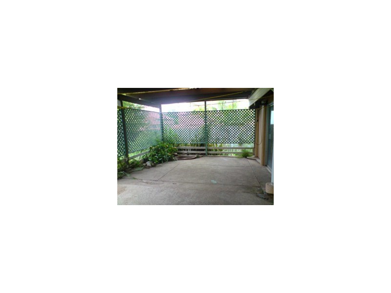 87 Brisbane Rd, Bundamba QLD 4304