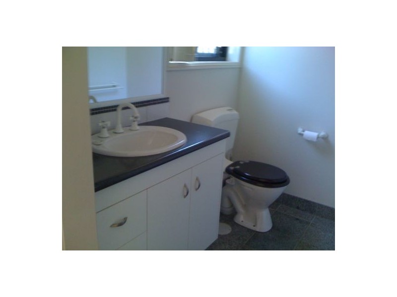 6 Yvonne Road, Eight Mile Plains QLD 4113