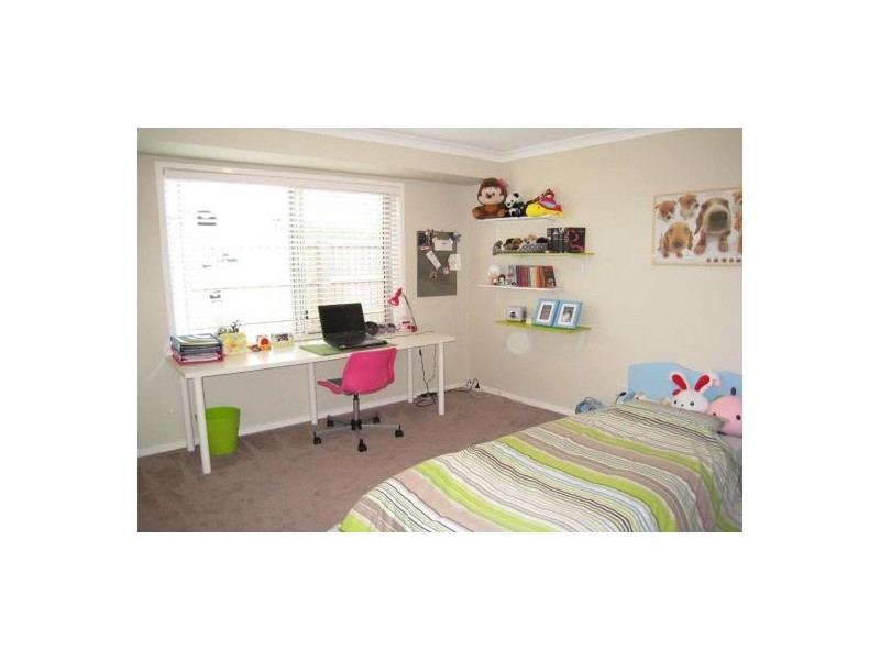 6 Athlone Cl, Underwood QLD 4119