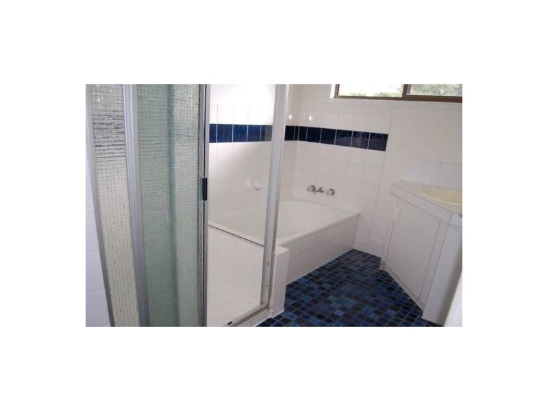 6 Tonya Ct, Woodridge QLD 4114