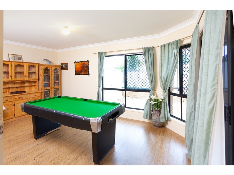 23  Gleneagles Cr, Oxley QLD 4075