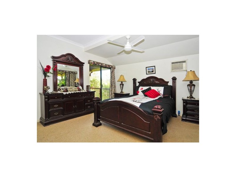 1293 Ripley Rd, South Ripley QLD 4306