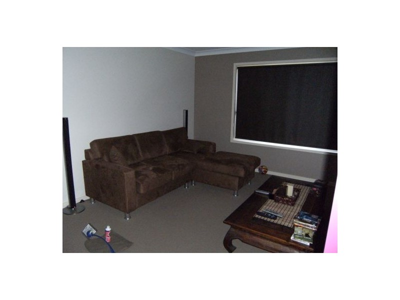 53 Larapinta Cct, Parkinson QLD 4115