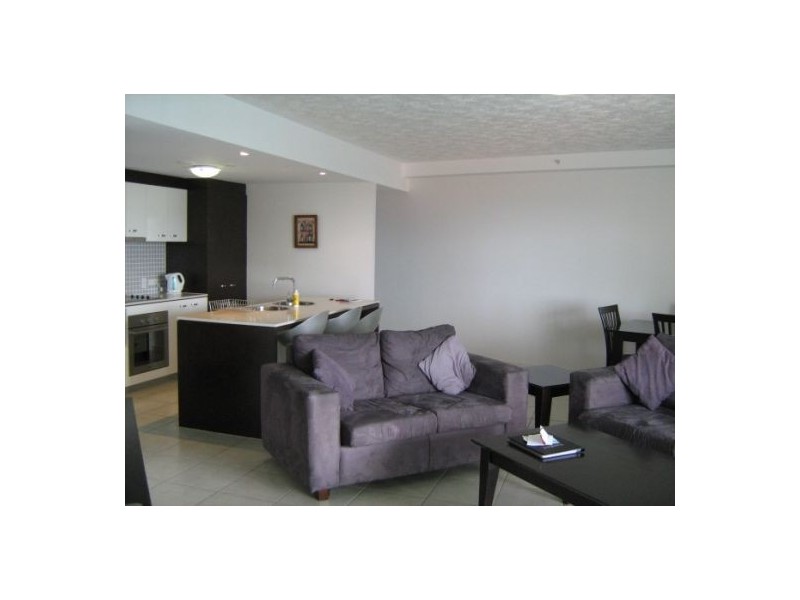 18 Fern St, Surfers Paradise QLD 4217