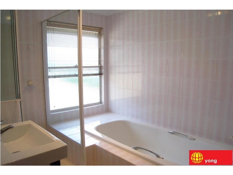 14 Gagarra St, Eight Mile Plains QLD 4113