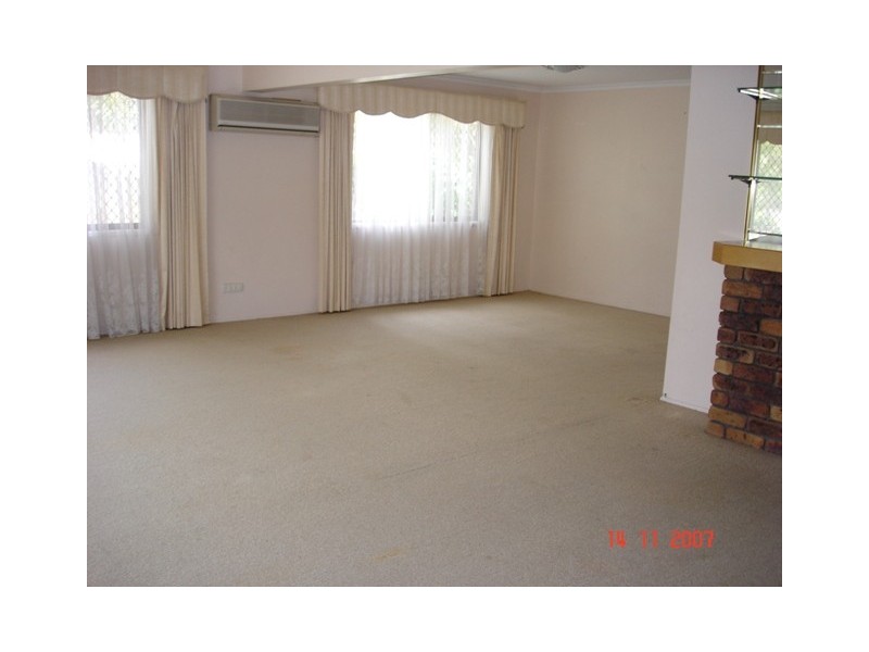Robertson QLD 4109