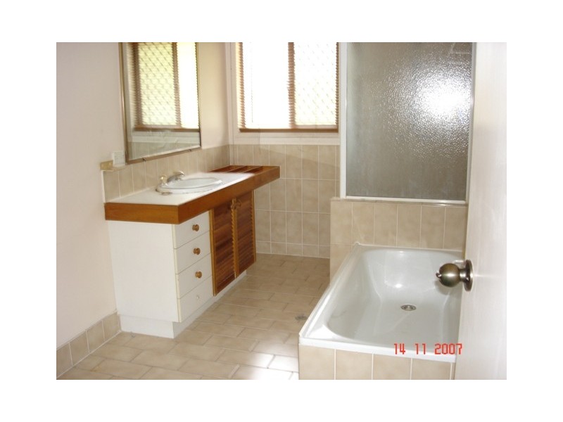 Robertson QLD 4109