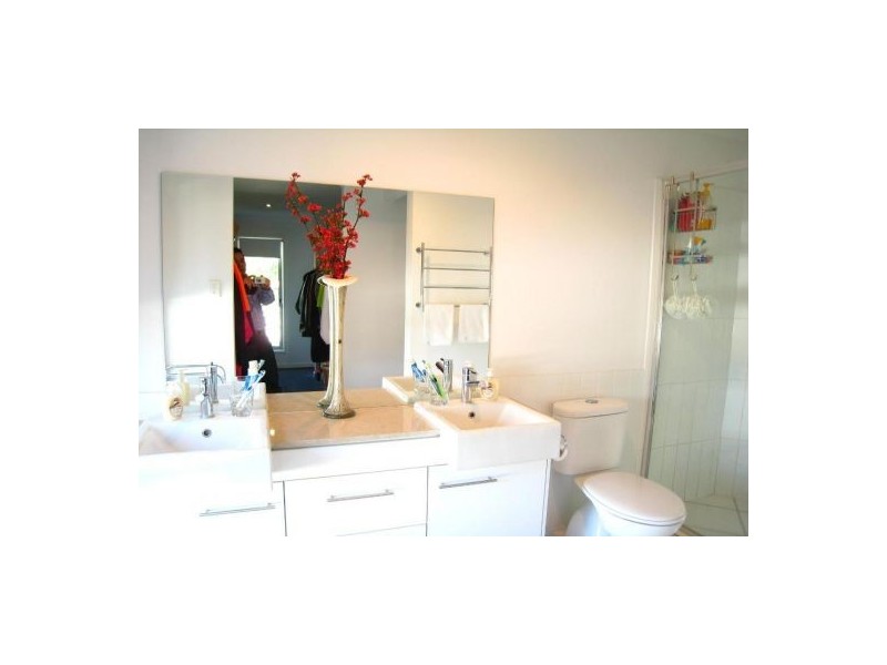 16 Copia Street, Calamvale QLD 4116