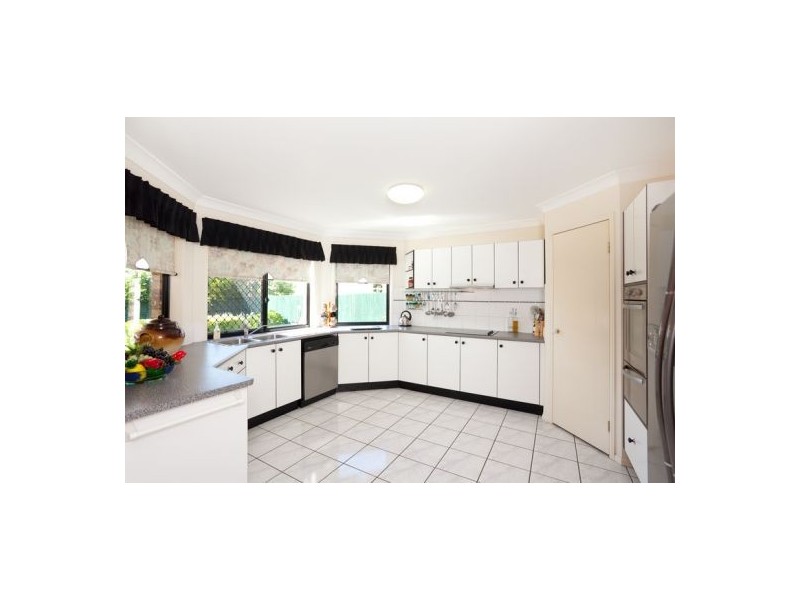 19 Harwood Place, Parkinson QLD 4115