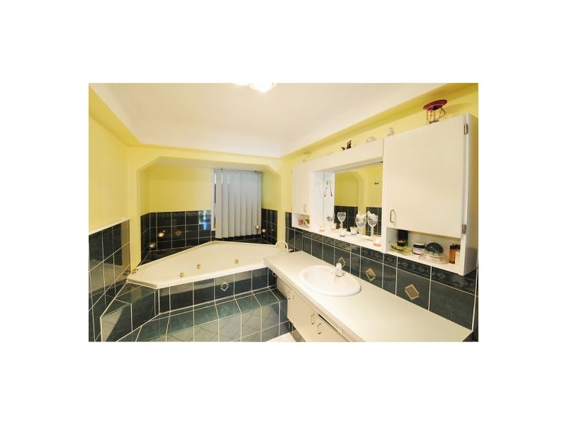 Park Ridge South QLD 4125