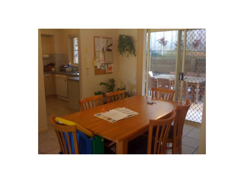 19/2 Corella Place, Runcorn QLD 4113