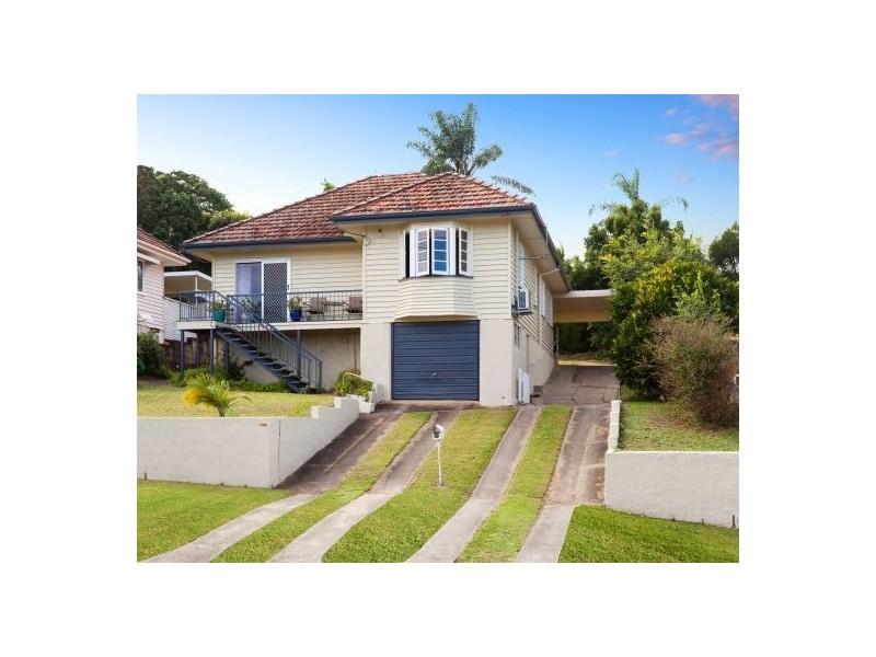 40 Albert St, Holland Park West QLD 4121