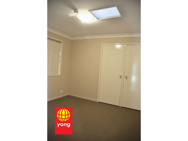 11 Arbour Way, Regents Park QLD 4118