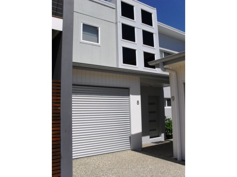 8/12 Kangaroo Ave, Bongaree QLD 4507