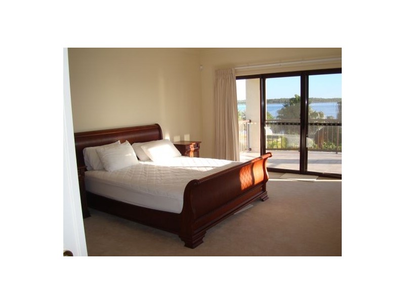 31 Seaside Dr, Banksia Beach QLD 4507