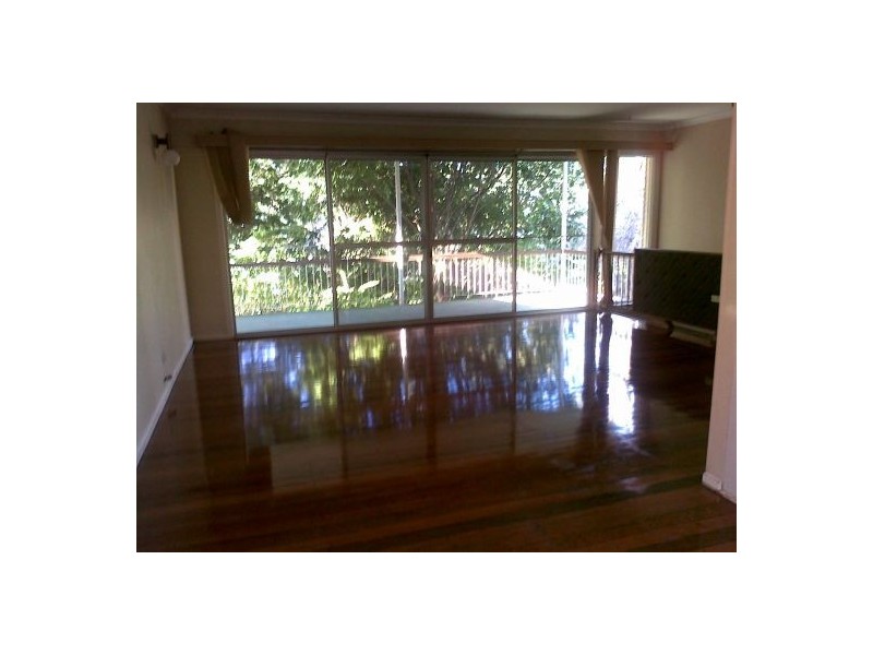 901  Cavendish Rd, Mount Gravatt East QLD 4122