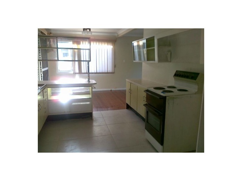 901  Cavendish Rd, Mount Gravatt East QLD 4122