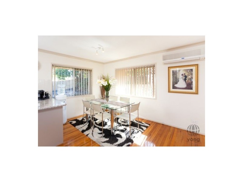 16 Le Grand St, Macgregor QLD 4109