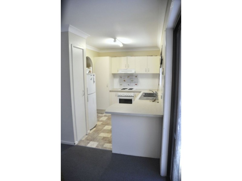 48 Vansittart Rd, Regents Park QLD 4118