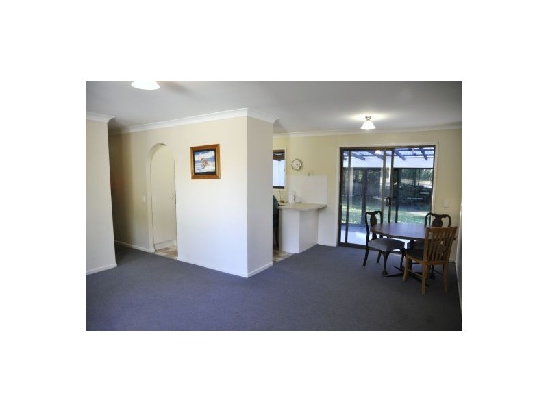 48 Vansittart Rd, Regents Park QLD 4118