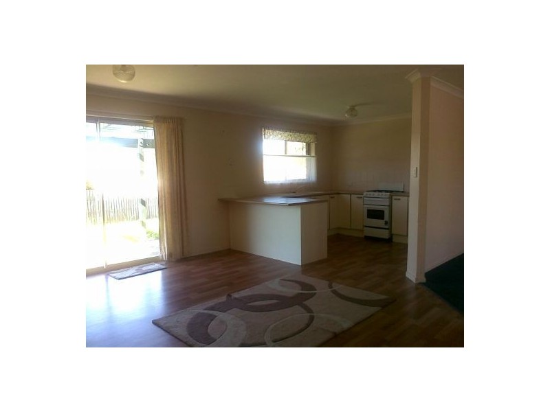 42 Moreton St, Boronia Heights QLD 4124