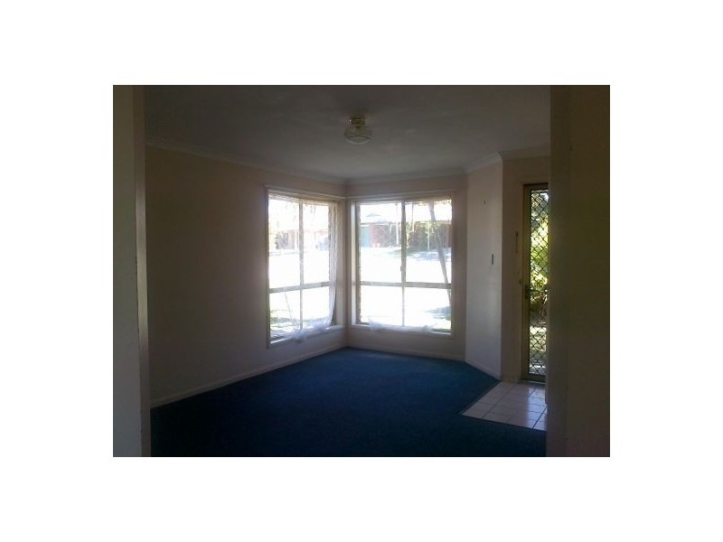 42 Moreton St, Boronia Heights QLD 4124