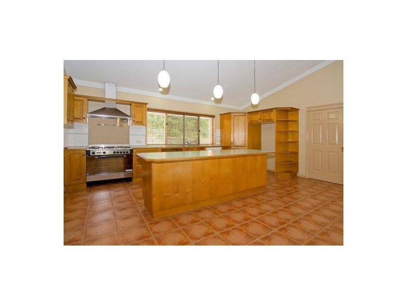 212 Rosia Rd, Park Ridge QLD 4125