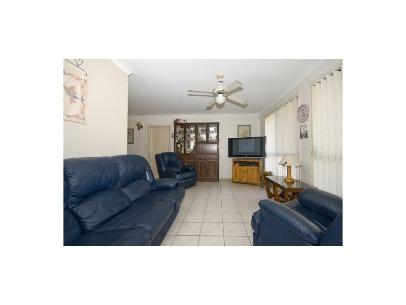 22 Centaurus Cr, Regents Park QLD 4118